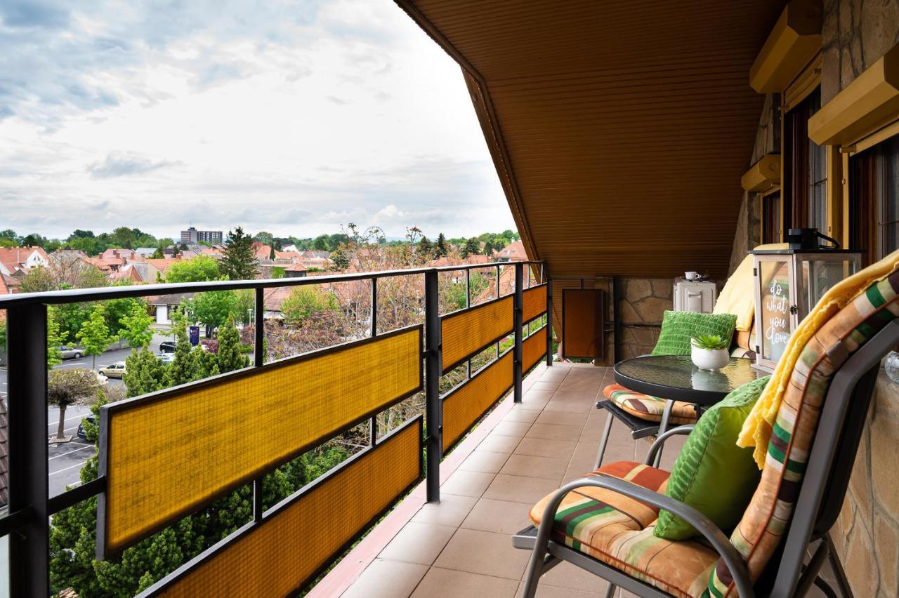 Pelsoart Apartments Keszthely Esterno foto