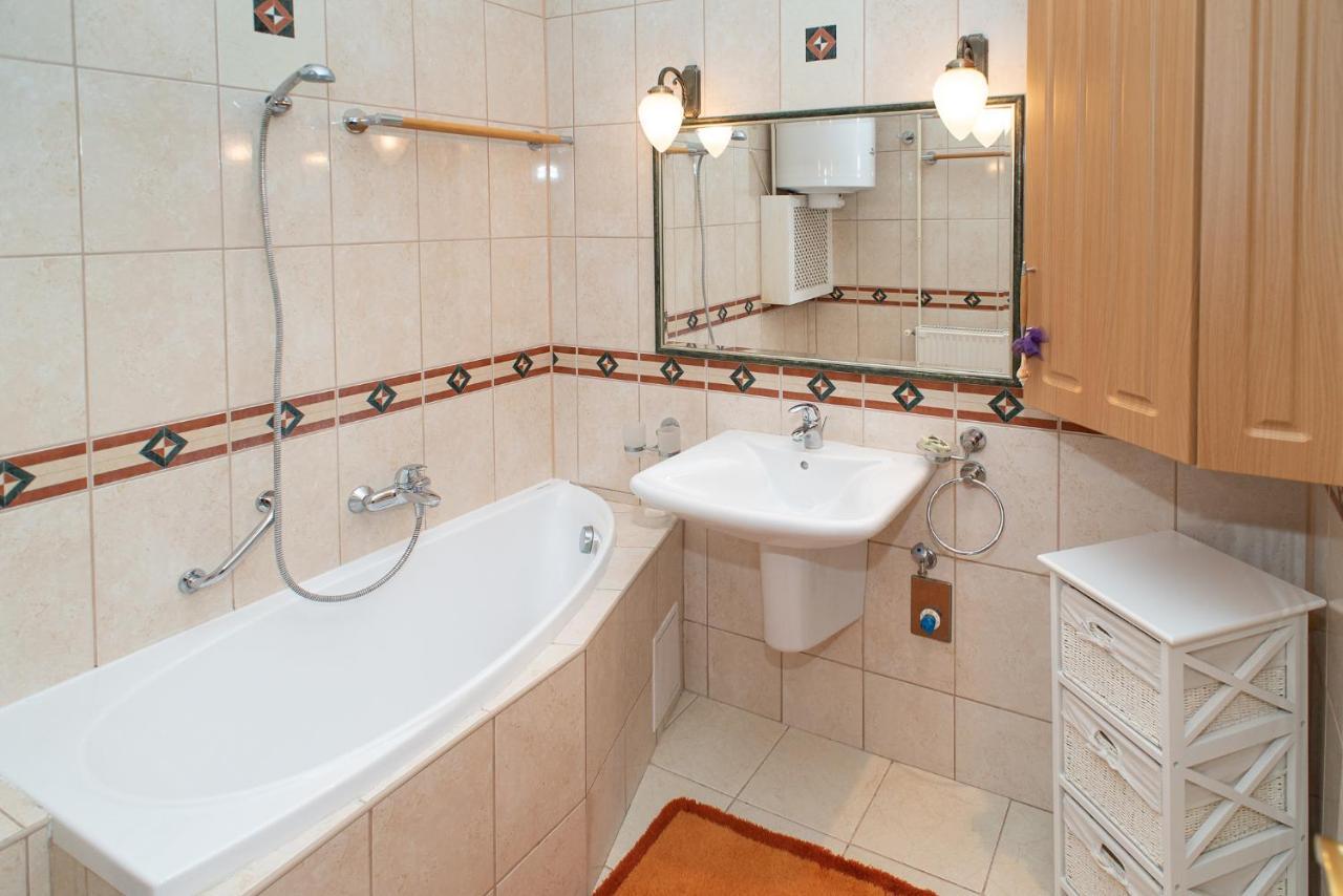 Pelsoart Apartments Keszthely Esterno foto